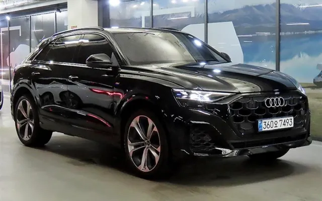 수원수입소형차 Q8 55 TFSI 콰트로 프리미엄 매물 사진 14 - 2026/04 2,174km